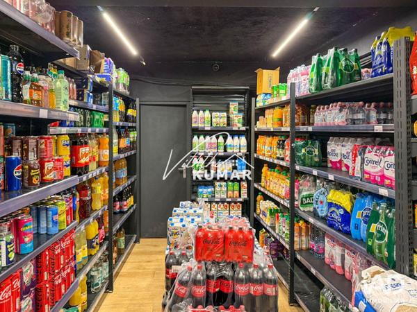 Boutique/Local commercial à vendre 128 m² Montreuil