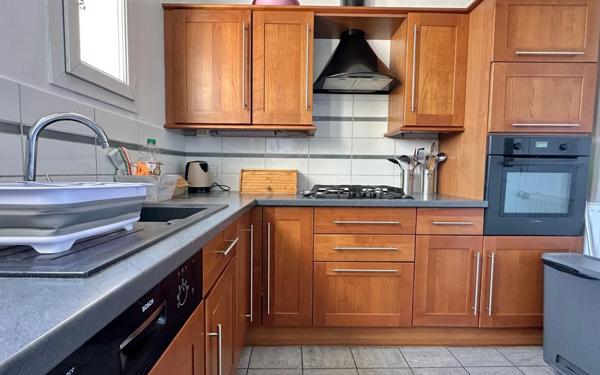 Appartement à louer    3 pièces • 71,15 m2 Étampes