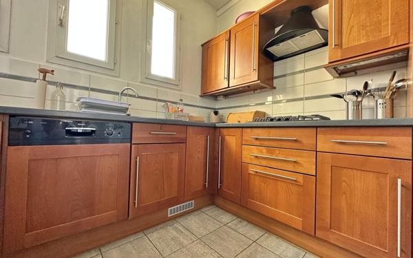 Appartement à louer    3 pièces • 71,15 m2 Étampes