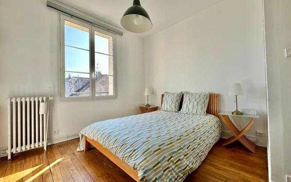 Appartement à louer    3 pièces • 71,15 m2 Étampes