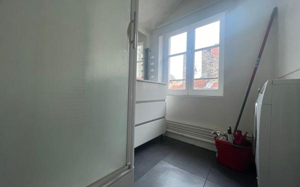 Appartement à louer    2 pièces • 50,50 m2 Lyon 1