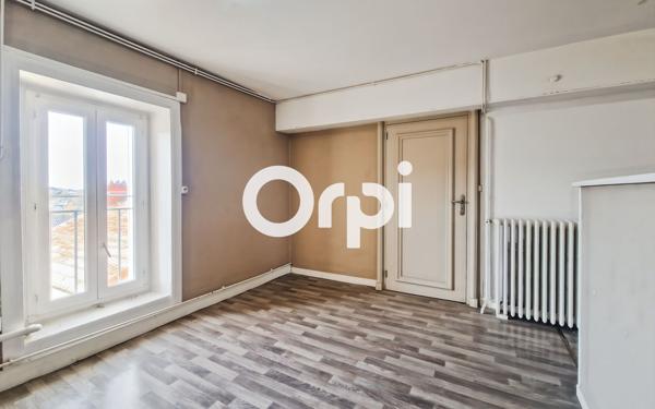Appartement à vendre    2 pièces • 42,86 m2 Saint-Martin-en-Haut