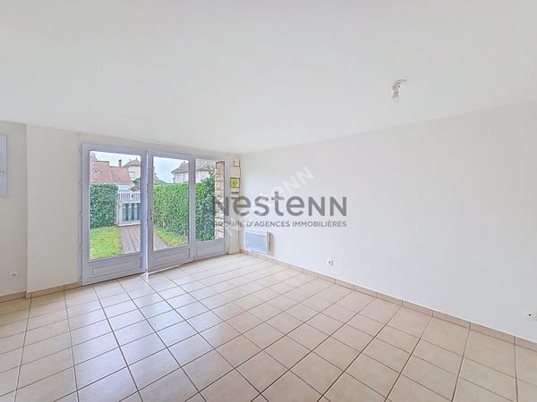 A vendre Studio avec jardin à 50 m de la plage