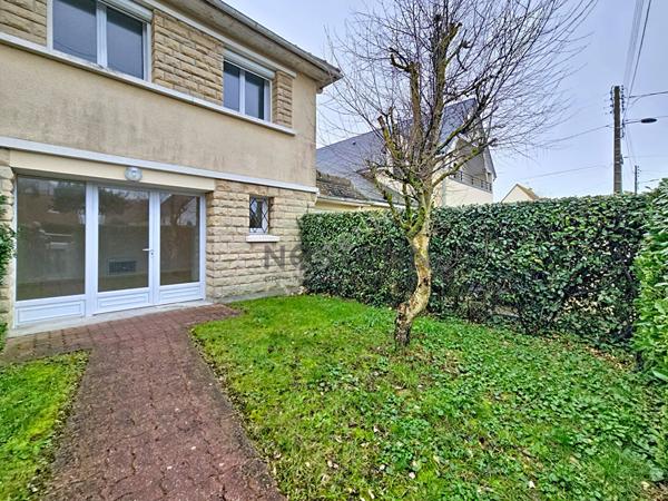 A vendre Studio avec jardin à 50 m de la plage