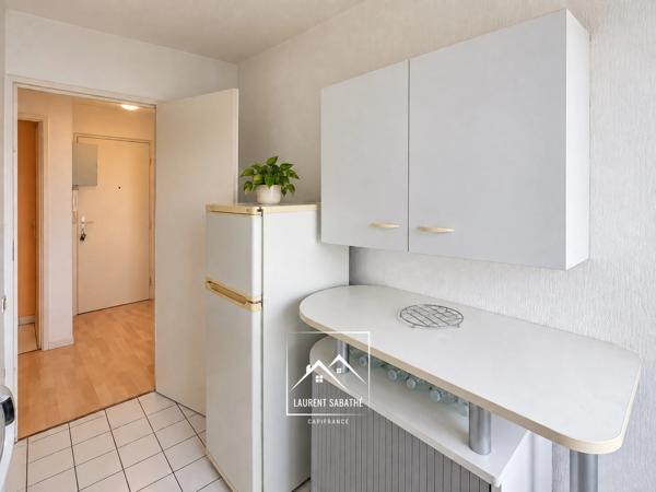BILLÈRE (64) - À VENDRE - Appartement T2 LOUÉ - Balcon et stationnement privatif.