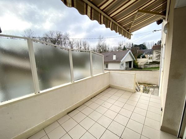 Maison de ville de 4 pièces - CHASSENEUIL DU POITOU Chasseneuil-du-Poitou (86360)