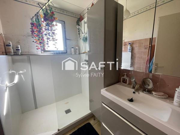 Maison de plain pied à proximité à pied du centre ville