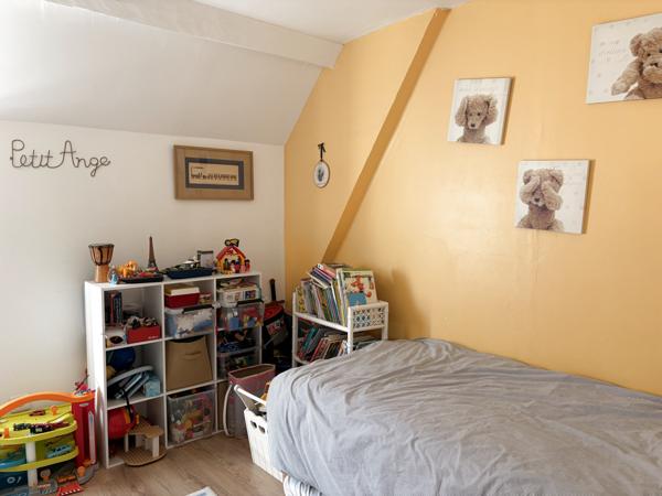 Ménilles (27120) Charmante maison en pierres dans petit hameau tranquille