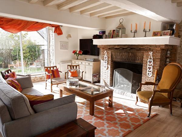 Ménilles (27120) Charmante maison en pierres dans petit hameau tranquille