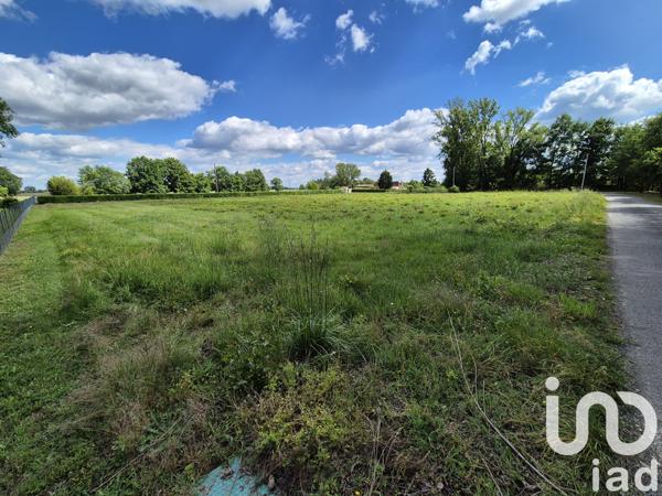 Terrain à vendre 4 200 m² Saint-Pierre-d'Eyraud