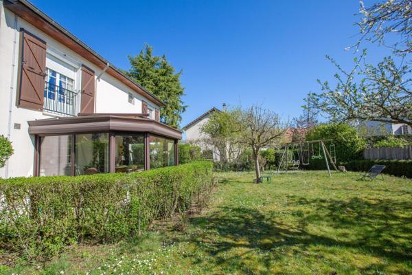 Surface habitable généreuse, terrain de 542 m², fort potentiel d’aménagement