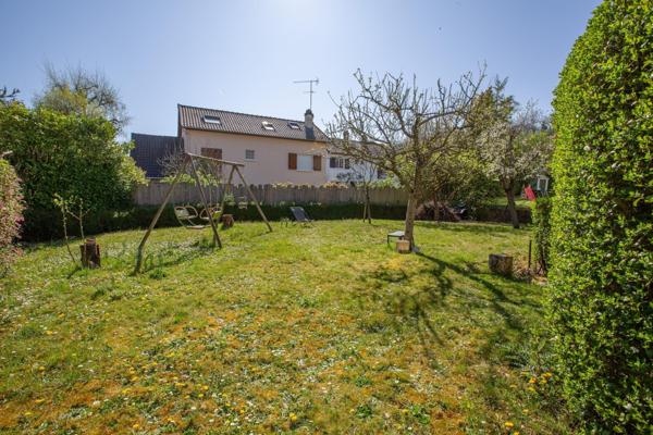 Surface habitable généreuse, terrain de 542 m², fort potentiel d’aménagement