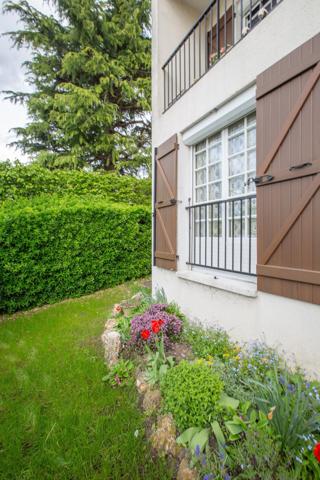 Surface habitable généreuse, terrain de 542 m², fort potentiel d’aménagement