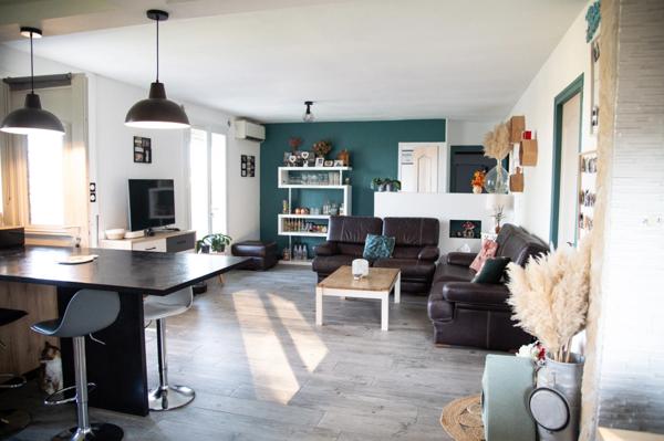 Maison 121m² + Studio 23.50m² et piscine à vendre proche de COTEAUX-DU-BLANZACAIS (16)