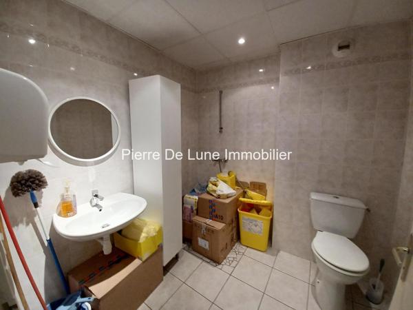 Bureau À louer 4 pièce(s) 56 m²