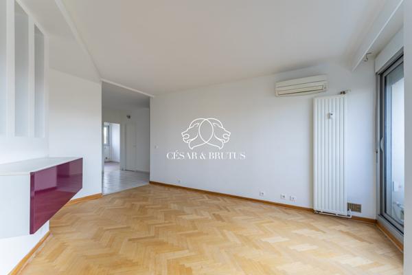 Appartement – 5 pièces – 105 m² – Etage élevé – Cave – Stationnement – Lyon 6