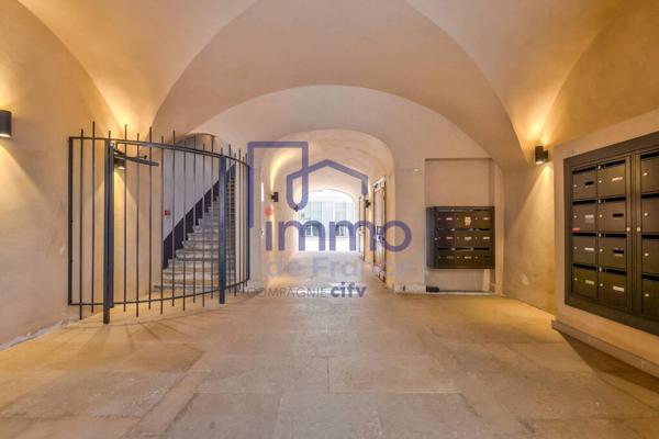 Appartement de prestige place Bellecour