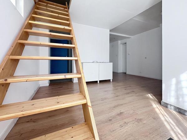 Local commercial + 2 appartements