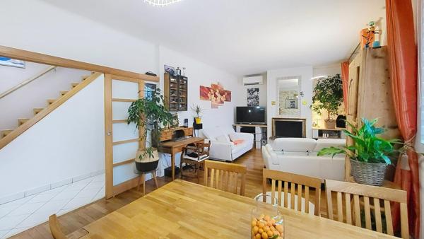 Maison - 5 pièces - 113m²