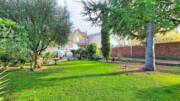 Maison - 5 pièces - 113m²