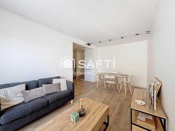 HYPER CENTRE-VILLE - CALME - LUMINEUX - REFAIT A NEUF