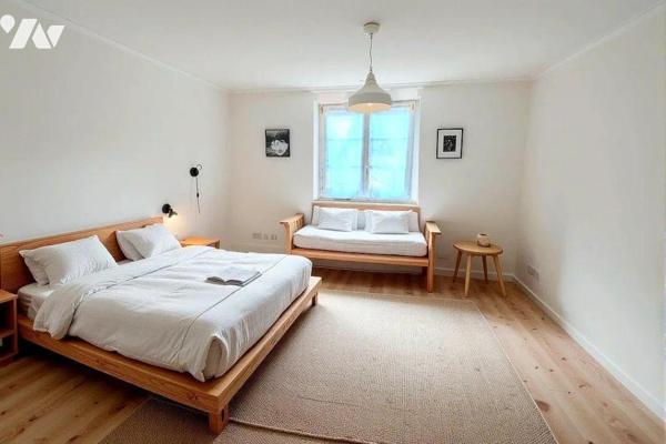 À Vendre - Maison Bourgeoise Divisée en 2 Appartements - Le Lude (Sarthe)
Idéalement située, p...