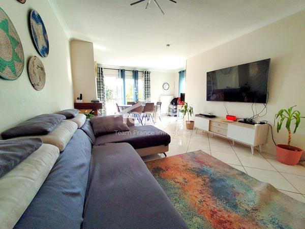 Maison mitoyenne 1 côté à vendre, 5 pièces - Élancourt 78990