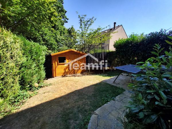 Maison mitoyenne 1 côté à vendre, 5 pièces - Élancourt 78990