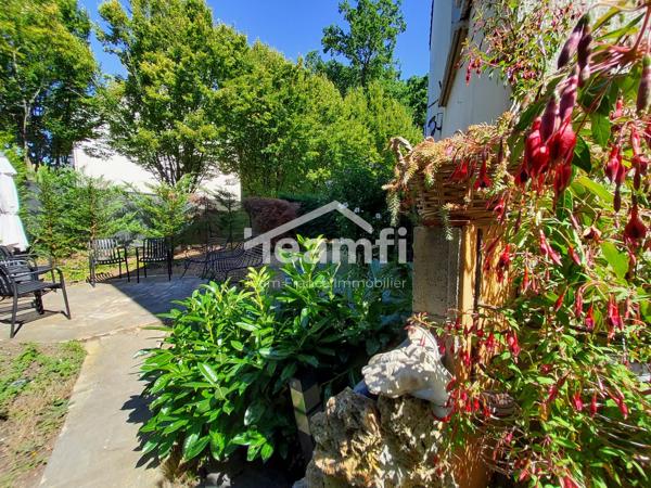 Maison mitoyenne 1 côté à vendre, 5 pièces - Élancourt 78990