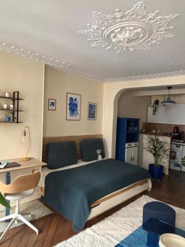 STUDIO MEUBLE - PARIS 11