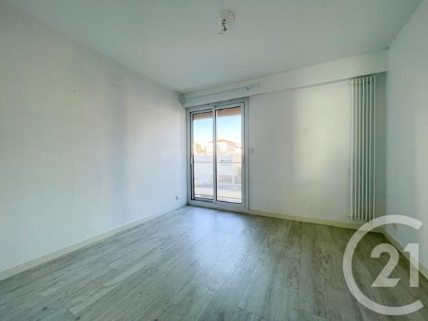 Appartement F5 à vendre  5 pièces - 119,78 m2 LES SABLES D OLONNE - 85