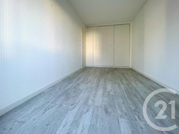 Appartement F5 à vendre  5 pièces - 119,78 m2 LES SABLES D OLONNE - 85
