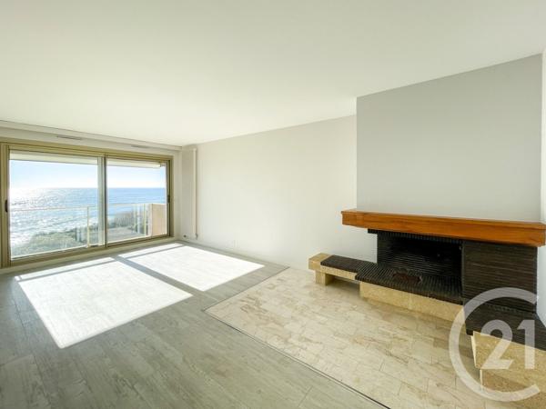 Appartement F5 à vendre  5 pièces - 119,78 m2 LES SABLES D OLONNE - 85
