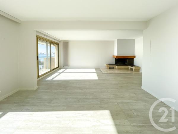 Appartement F5 à vendre  5 pièces - 119,78 m2 LES SABLES D OLONNE - 85