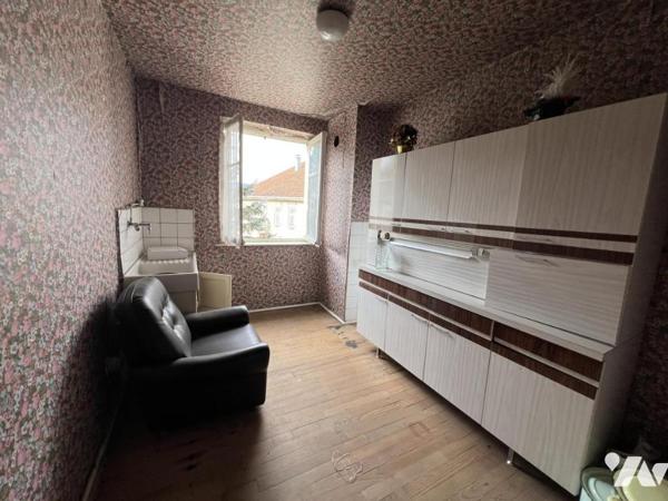 Ensemble de 2 appartements à rénover