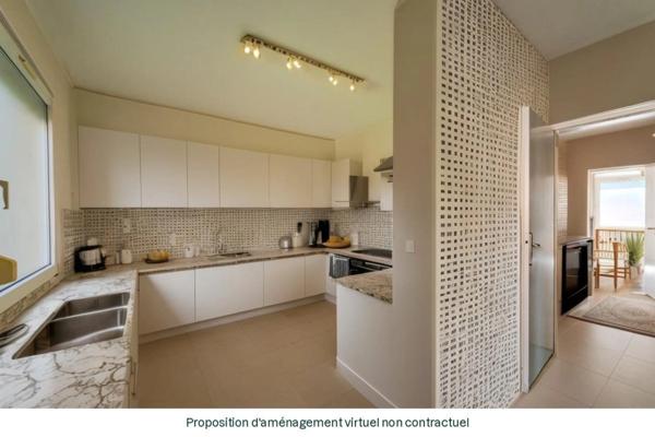 Dpt Charente (16), à vendre CHATEAUNEUF SUR CHARENTE Bâtiment