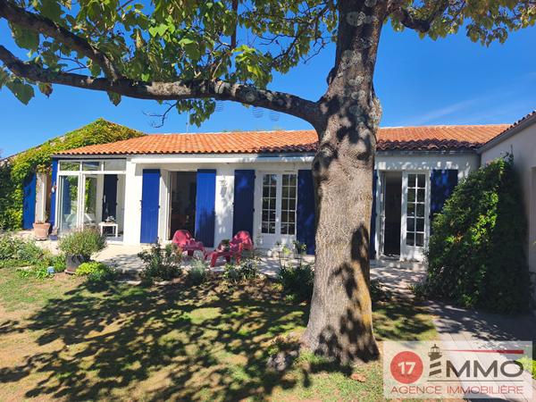 Maison Salles Sur Mer 170 m2 – 5 chambres et bureau