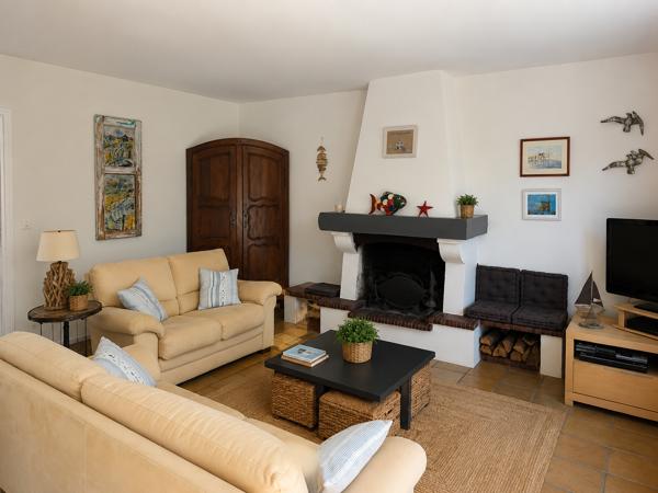 Maison Salles Sur Mer 170 m2 – 5 chambres et bureau