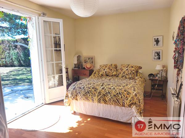 Maison Salles Sur Mer 170 m2 – 5 chambres et bureau