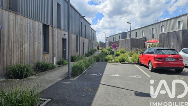 Location maison 4 pièces 82,81 m² Laval