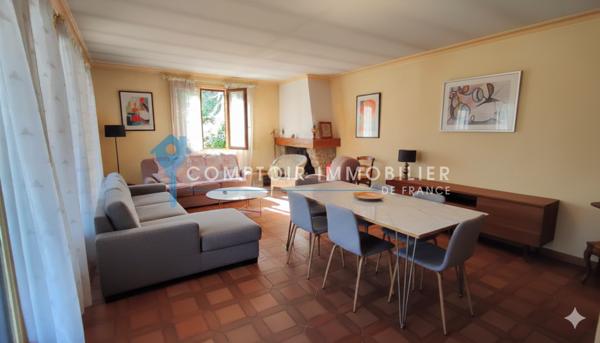 Maison
                                                                                                                                                                                                                                                                                                                        6 pièce(s)                                                                                                                                                                                                          5 chambre(s)                                                                                                                                                                                                          139  m²