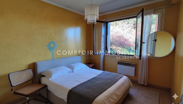 Maison
                                                                                                                                                                                                                                                                                                                        6 pièce(s)                                                                                                                                                                                                          5 chambre(s)                                                                                                                                                                                                          139  m²