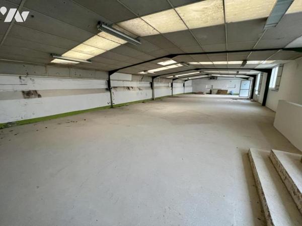 Salle de 250 m²