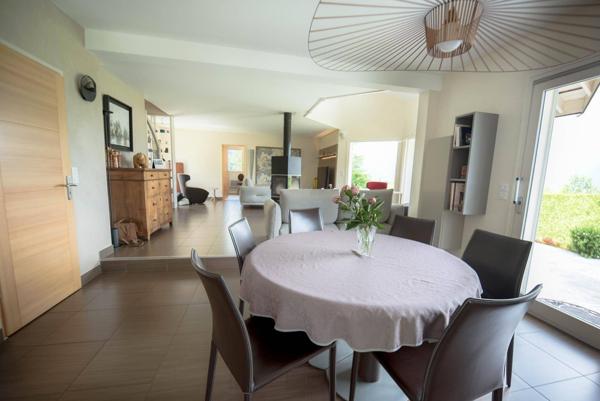 Maison à vendre - Saint-Jorioz 7 pièces de 183.93 m²