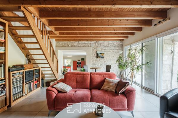 Maison du XVe siècle et son jardin poétique