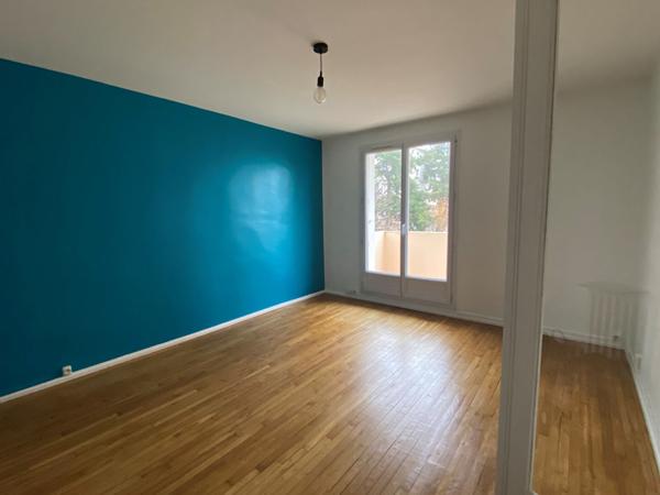 A LOUER appartement T4 de 64 m²