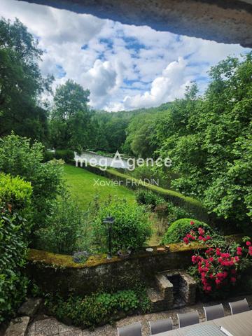 Maison à Cholet, 49300 - 6 pièces 164m²