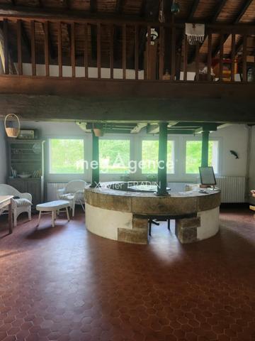 Maison à Cholet, 49300 - 6 pièces 164m²