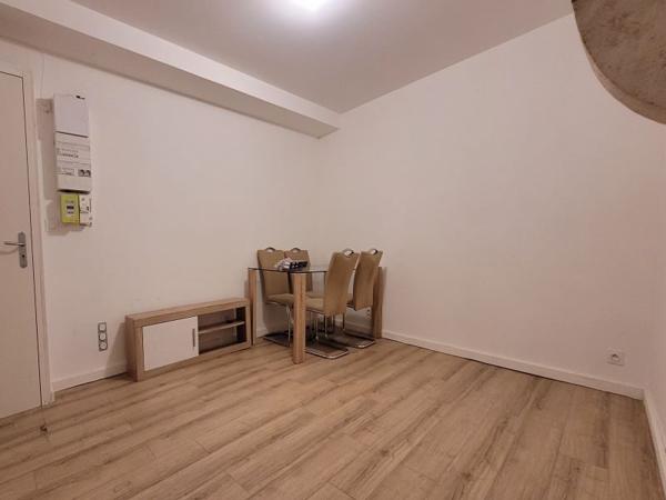 À vendre - T2, 2 pièces situé à Sauveterre-de-Béarn (64390)