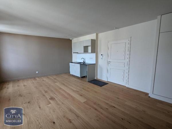 Appartement à louer 2 pièces 42.16m²